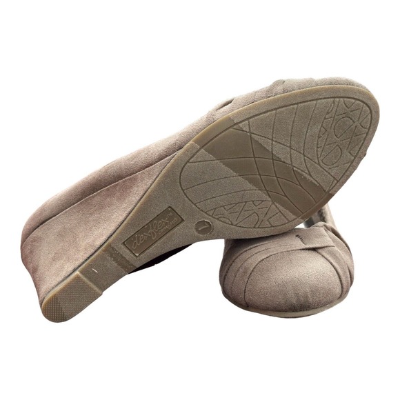 DEXFLEX Comfort Womens Wedge Size 7M Heel‎ - Picture 7 of 7